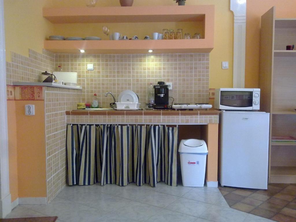 Central Apartman Gyula Quarto foto